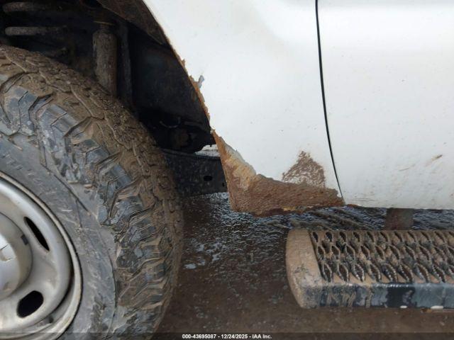 Ford F-250 Xl Image 12