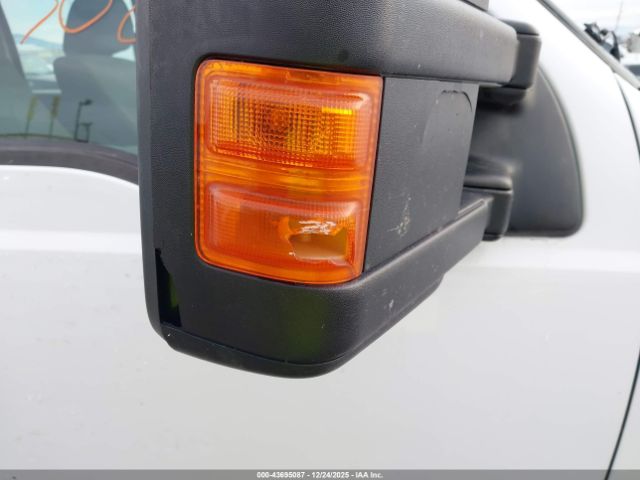 Ford F-250 Xl Image 17