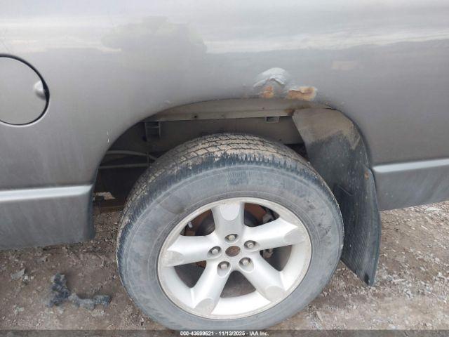 Dodge Ram 1500 Image 4