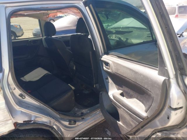 Subaru Forester 2.5i Premium Image 9