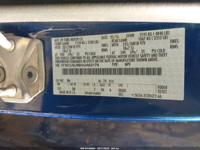 Ford Escape Titanium Image 9