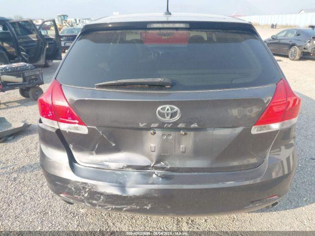 Toyota Venza Image 13