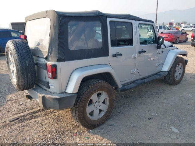 Jeep Wrangler Unlimited Sahara Image 6