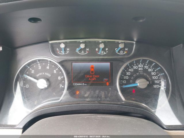 Ford F-150 Lariat Image 9