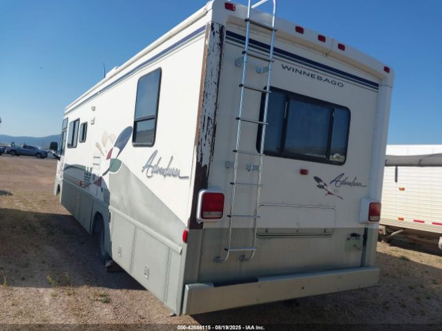 Winnebago Adventurer Image 15