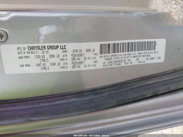 Chrysler Town & Country Touring Image 5