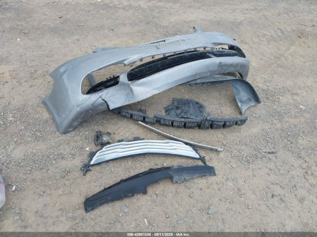 Chrysler Town & Country Touring Image 2