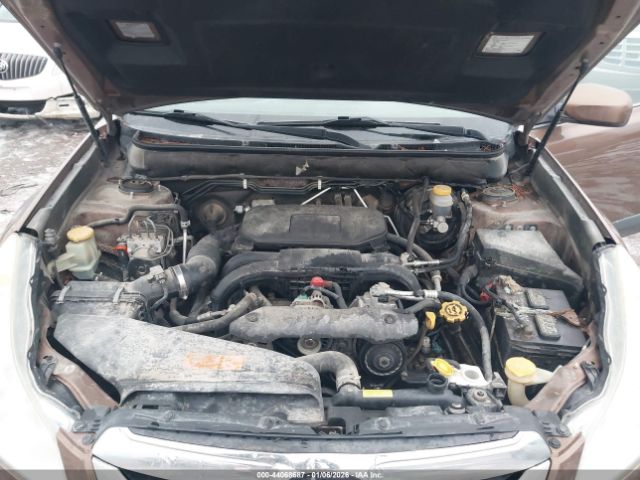 Subaru Outback 2.5i Premium Image 9
