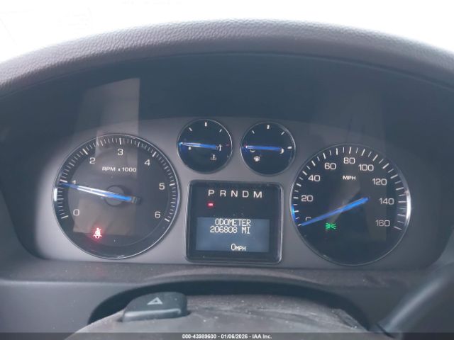 Cadillac Escalade Standard Image 4