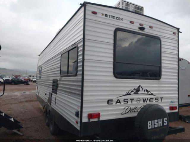 Forest River Della Terra Trailer Image 6