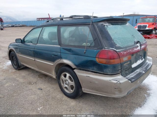 Subaru Legacy Image 10