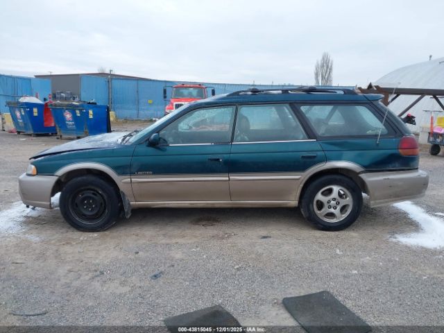 Subaru Legacy Image 9