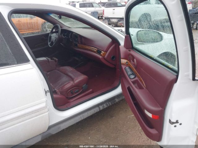 Buick LeSabre Limited Image 13