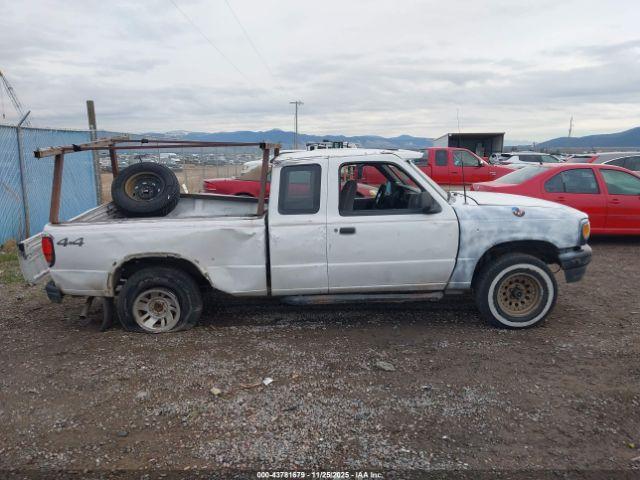 Mazda B Series Cab Plus Image 2