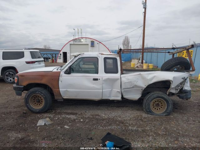 Mazda B Series Cab Plus Image 17