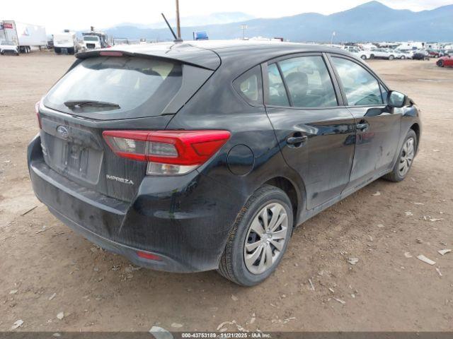 Subaru Impreza Base 5-door Image 15