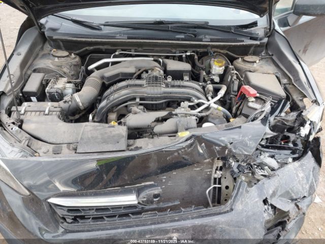 Subaru Impreza Base 5-door Image 2