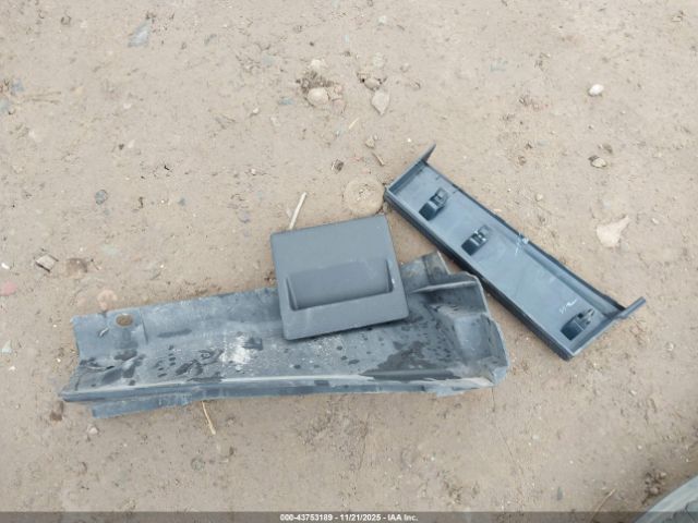 Subaru Impreza Base 5-door Image 8