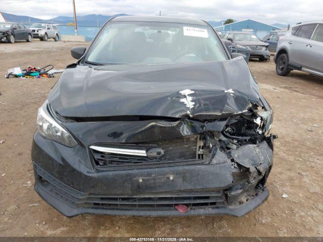 Subaru Impreza Base 5-door Image 7