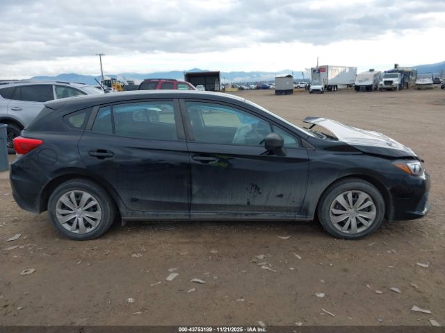 Subaru Impreza Base 5-door Image 3