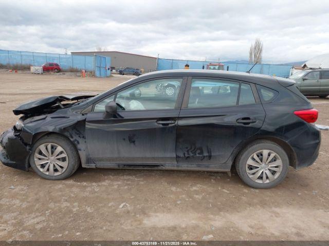 Subaru Impreza Base 5-door Image 5