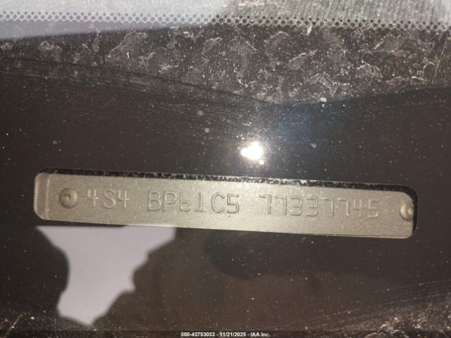 Subaru Outback 2.5i Image 8