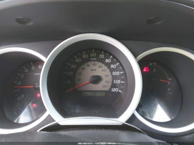 Toyota Tacoma Base V6 Image 8