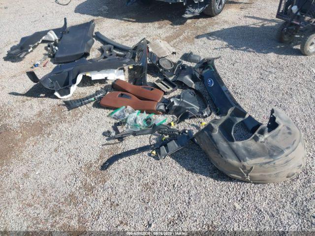 Subaru Outback 2.5i Touring Image 6