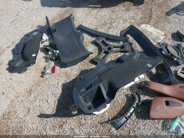 Subaru Outback 2.5i Touring Image 15