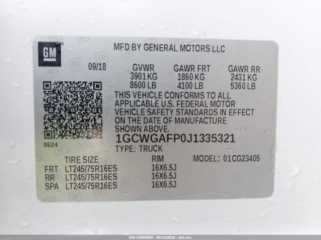 Chevrolet Express Work Van Image 4