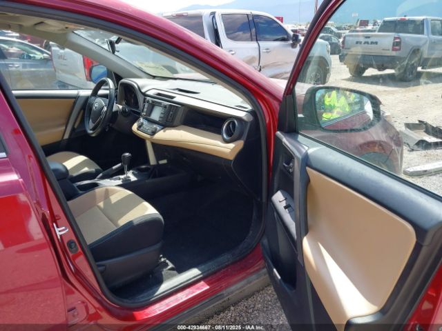 Toyota RAV4 Xle Image 4