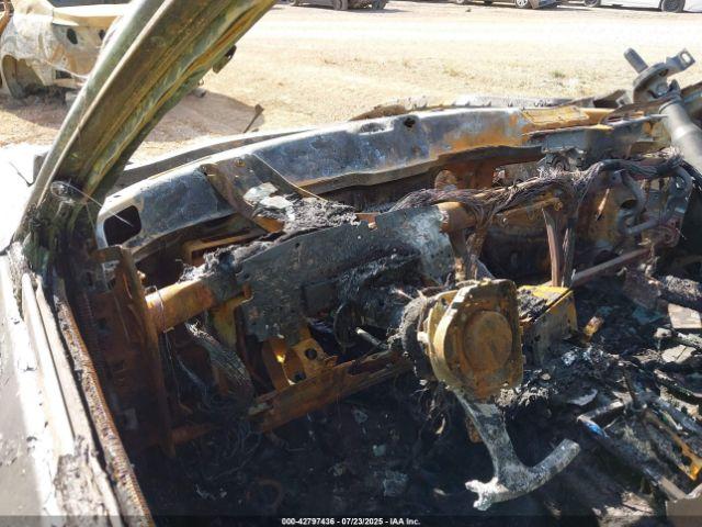 Dodge Challenger Image 5