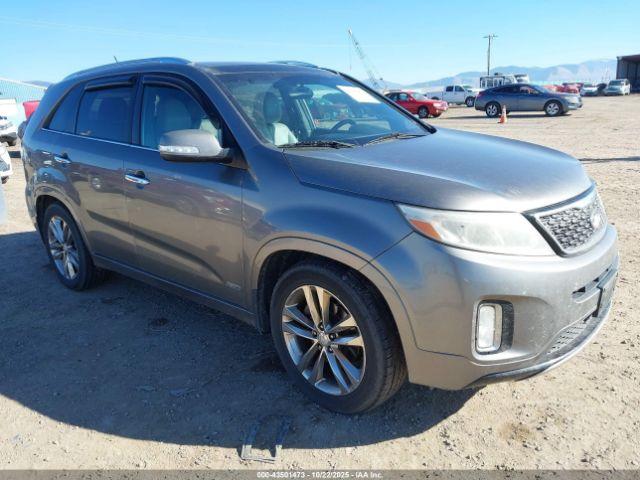  Salvage Kia Sorento