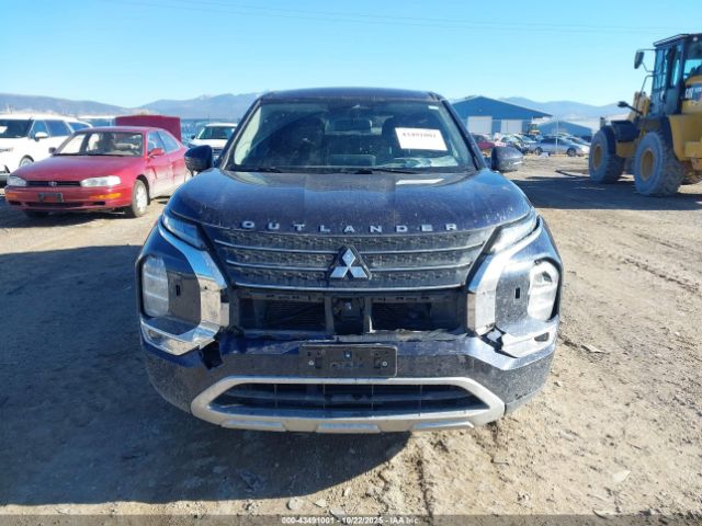 Mitsubishi Outlander Image 10