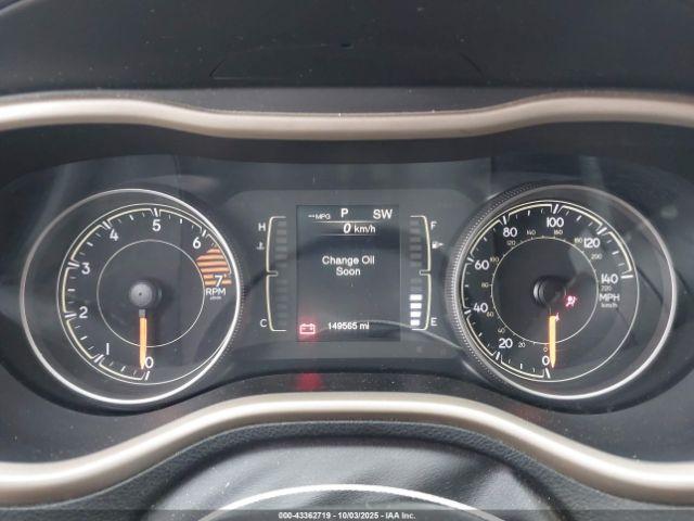 Jeep Cherokee Sport 4x4 Image 6