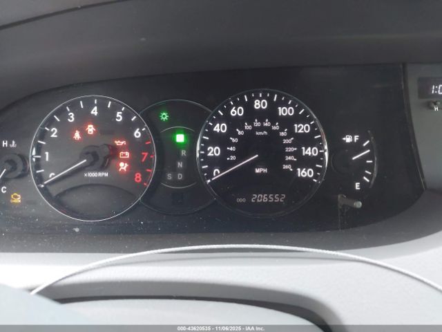 Toyota Avalon Xls Image 8