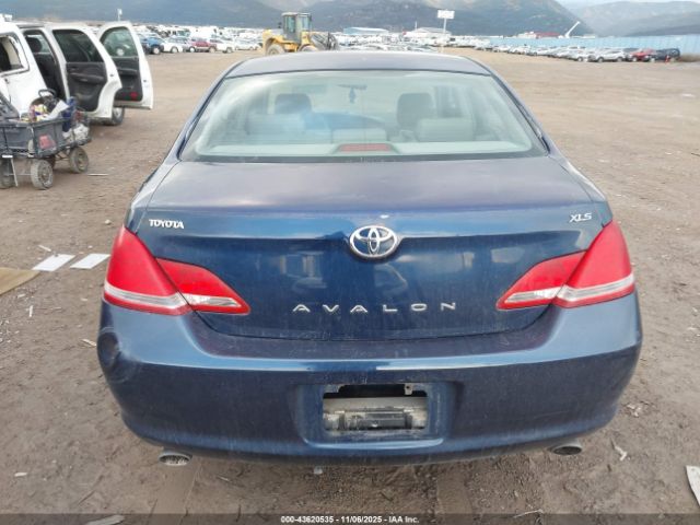Toyota Avalon Xls Image 4