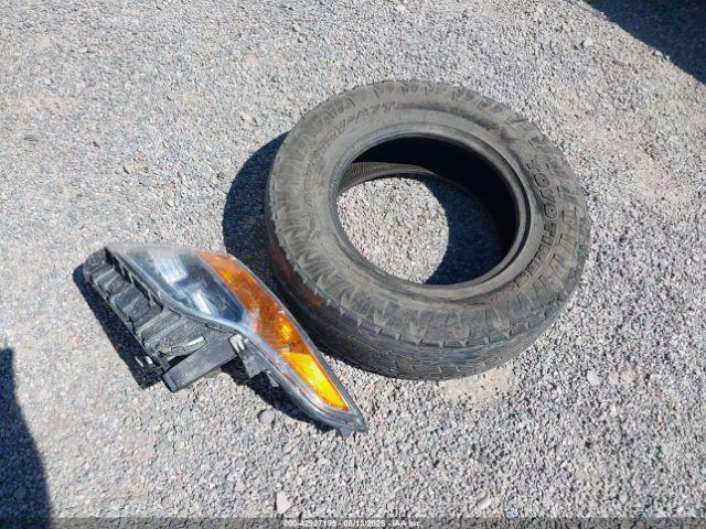 Ford Explorer Image 9