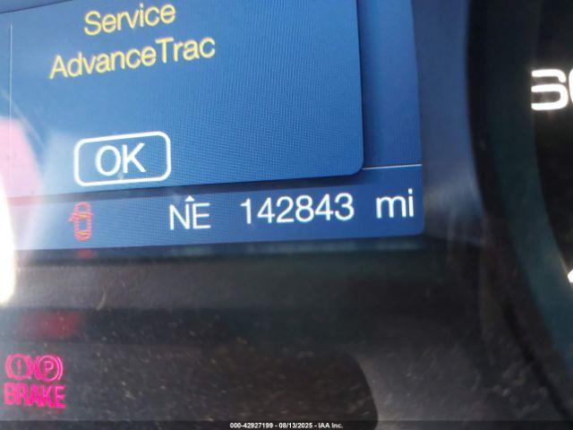 Ford Explorer Image 14